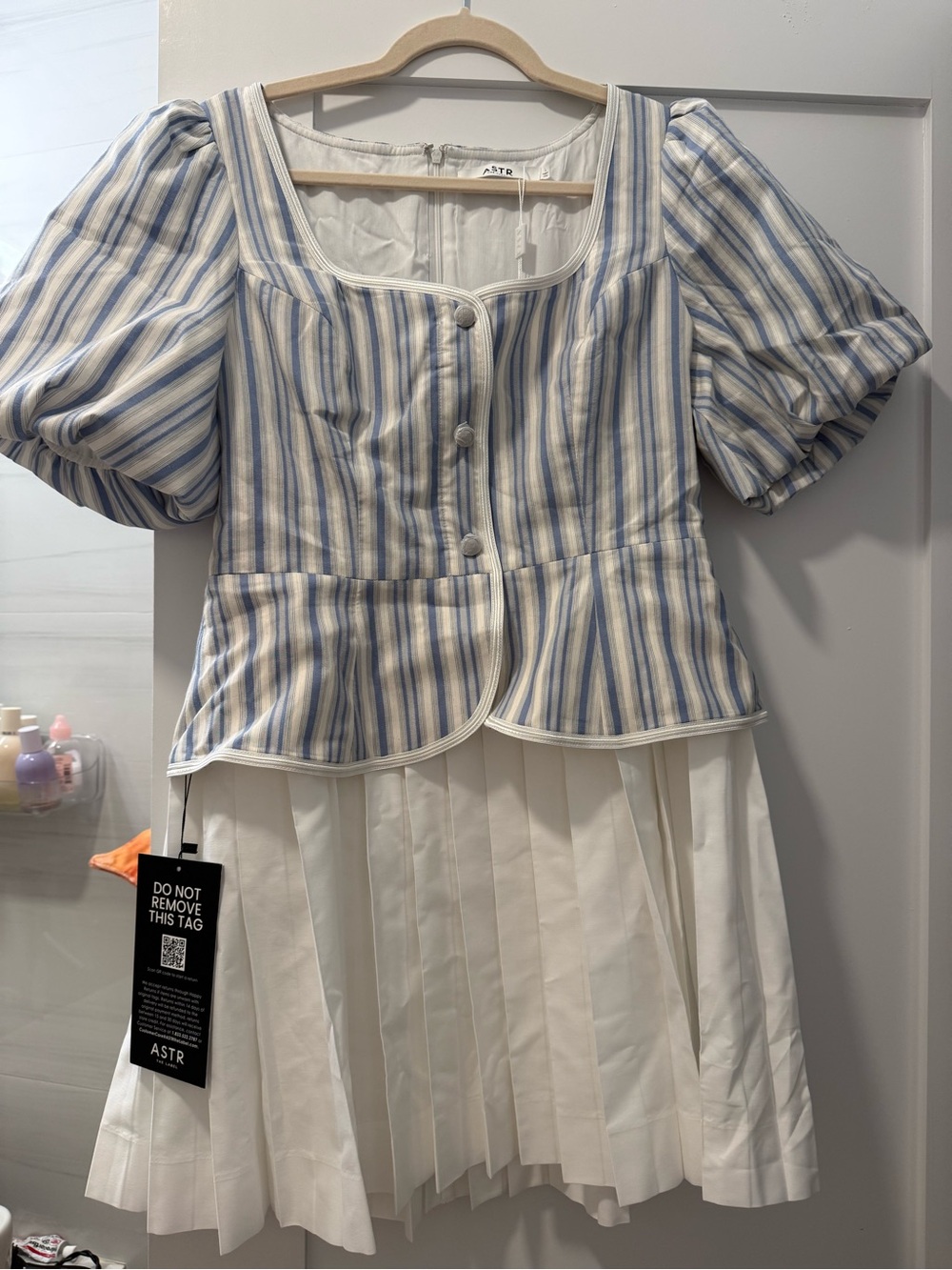 ASTR the label Brigitta Striped Puff Sleeve Mini Dress - L - Picture 3 of 4